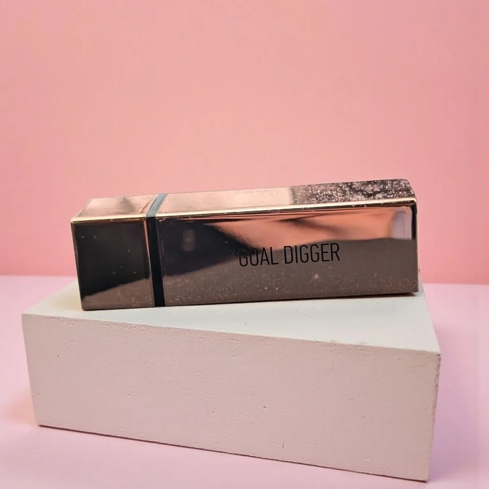 RealHer Gold Digger Lipstick (New)